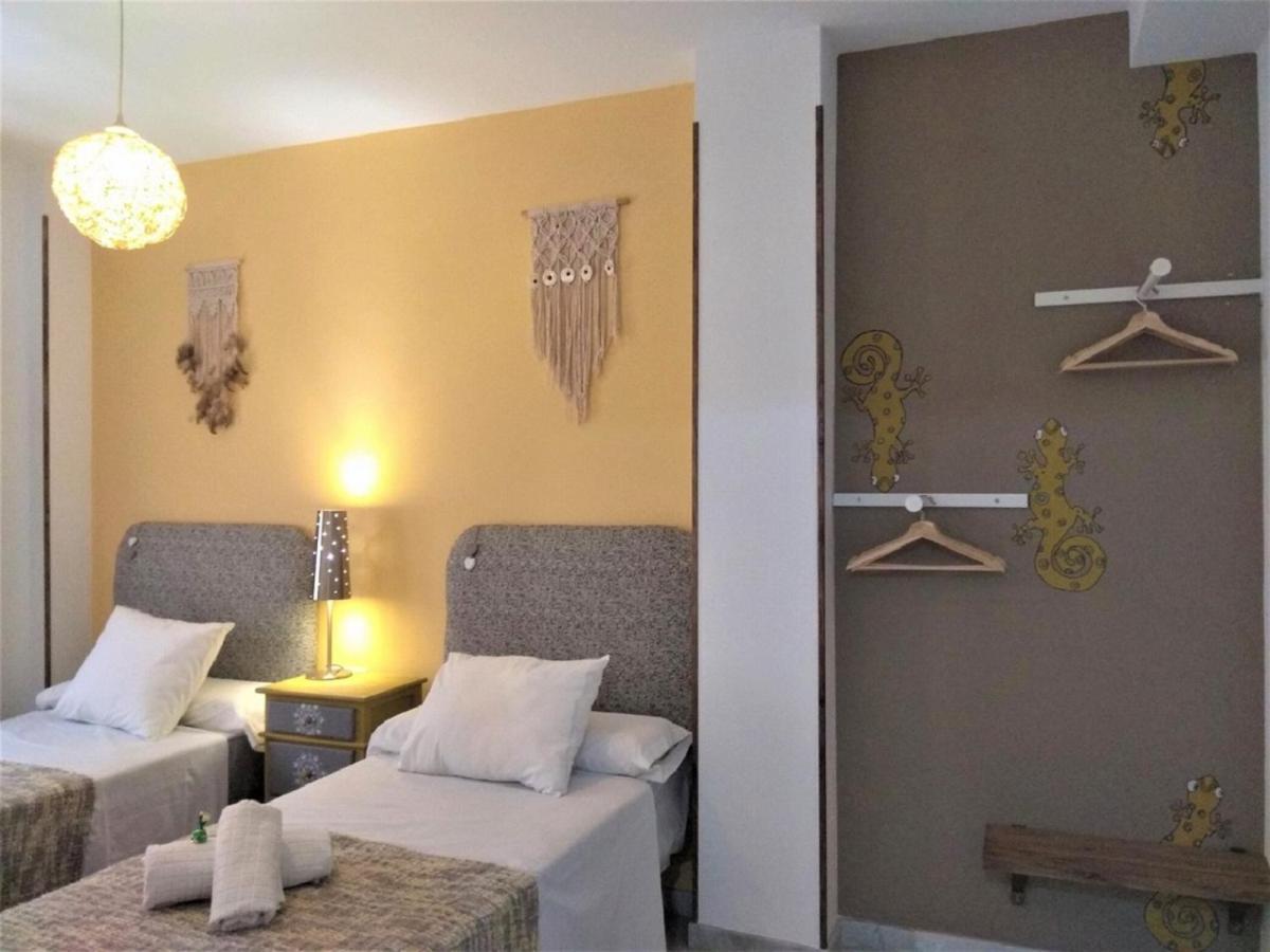 La Casa De Lucia Apartment Granada Bagian luar foto